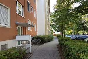 Charmante, frisch modernisierte 2‑Zimmer‑Wohnung in Fürth Hardhöhe – Provisionsfrei von Privat – Die vollständige Adresse der Immobilie erhältst du vom Anbieter., 90766 Hardhöhe, Fürth – Vorschaubild 2