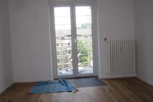 Von Privat: 3-Zimmer-Wohnung, Parkett, Balkon, Badewanne+Dusche – 50931 Sülz, Köln – Vorschaubild 2