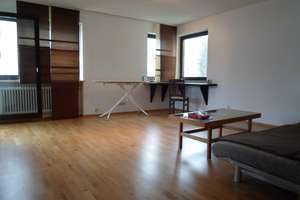 Stilvolle, geräumige und sanierte 1-Zimmer-Wohnung mit Balkon und Einbauküche in Regensburg – Merkurstr. 16, 93051 Kumpfmühl-Ziegetsdorf-Neuprüll, Regensburg – Vorschaubild 6