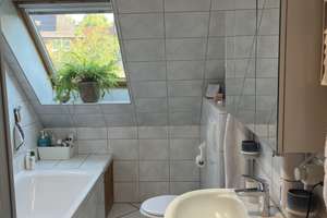Helle 5-Zimmer-Maisonettewohnung 1.OG mit Balkon und Carpot – Die vollständige Adresse der Immobilie erhältst du vom Anbieter., 24111 Russee, Kiel – Vorschaubild 10