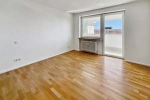 Freie 2,5-Zimmer-Wohnung mit Bergblick – Die vollständige Adresse der Immobilie erhältst du vom Anbieter., 81475 Fürstenried-West, München – Vorschaubild 4