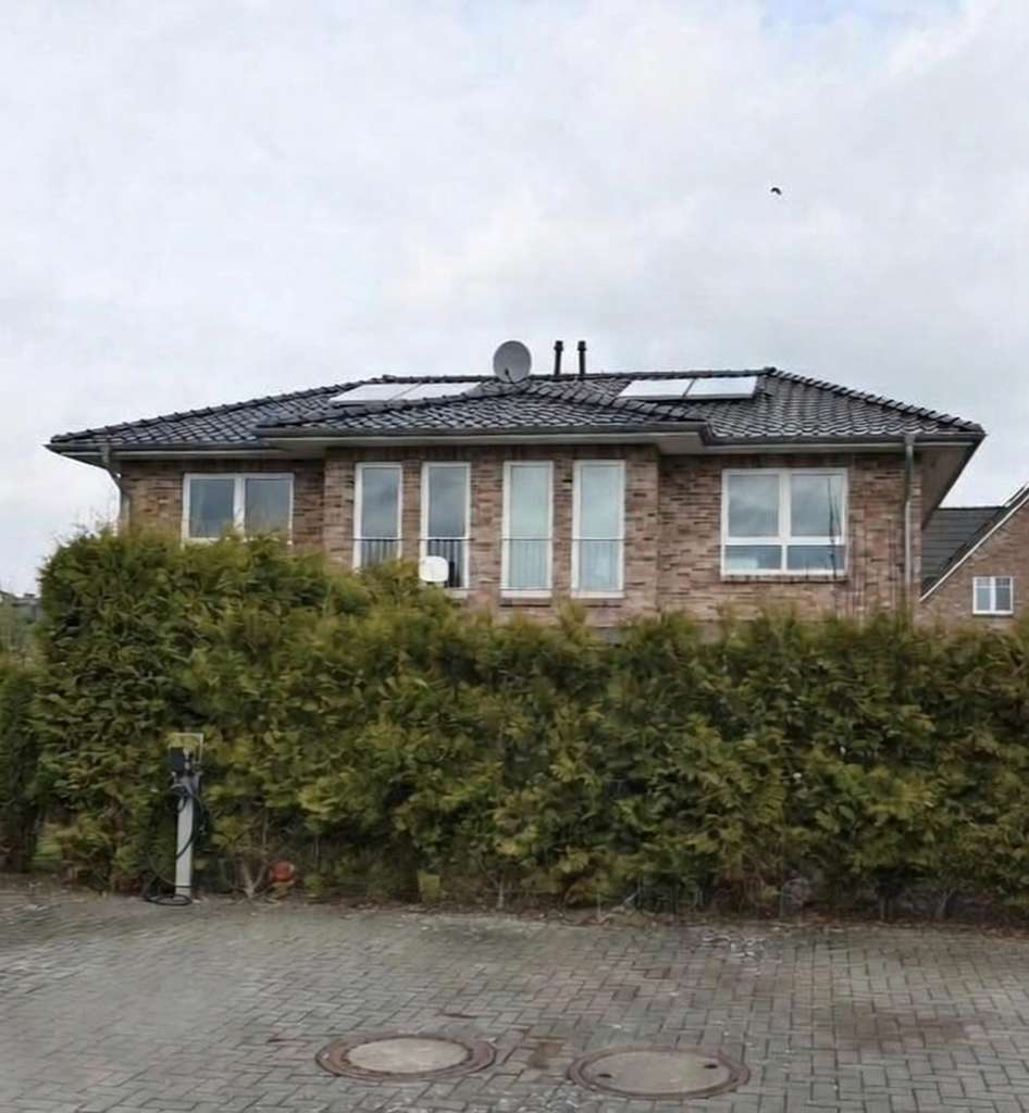 Immobilie in Gettorf - Moderne Stadtvilla bestehend aus zwei Doppelhaushälften in Gettorf  bei Kiel - Bild 2