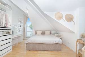 Gehobene Dachgeschosswohnung nahe Forstenrieder Park  – Spitzelbergstr. 6, 81476 Forstenried, München – Vorschaubild 6