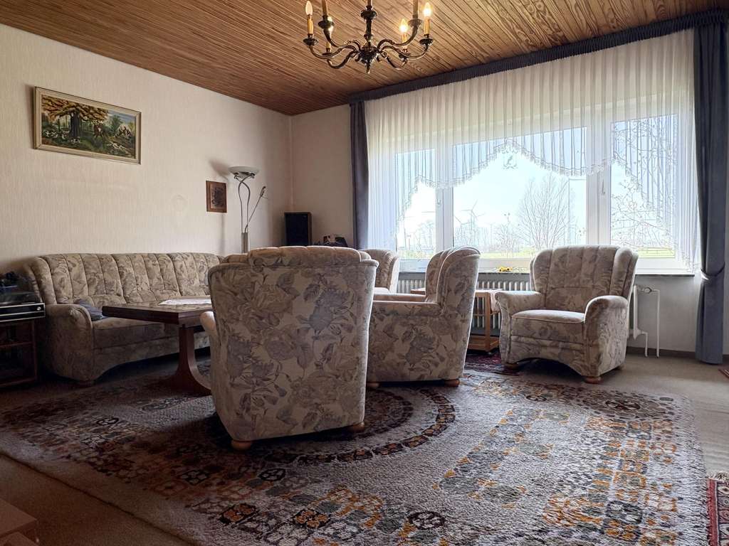 Immobilie in Dornum - Viel Platz und Potenzial: Zweifamilienhaus in Dornum - Schwittersum  - Bild 3