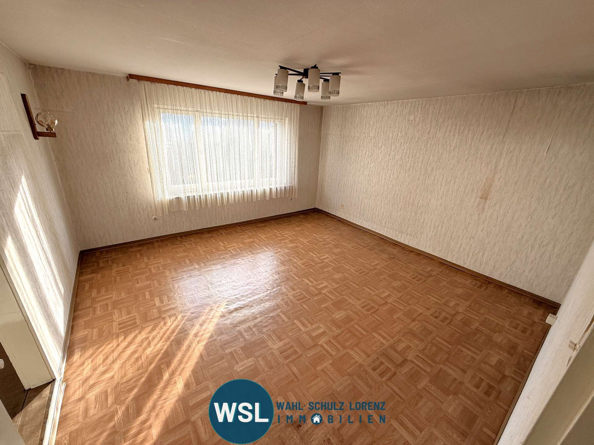 Für Macher & Alleskönner: Omas Häuschen mit großer Bühne, Garage & Ausbaupotenzial in Ohmden, Esslingen Kreis – Bild 2