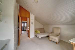 EFH-Highlight in Birkenfeld: Pool, Sauna, Doppelgarage & Gartenparadies, Freisitz und Aussichtslage – Die vollständige Adresse der Immobilie erhältst du vom Anbieter., 75217 Birkenfeld – Vorschaubild 11