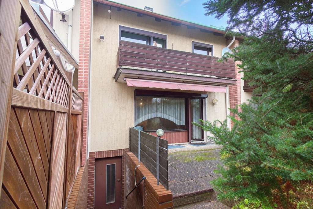 Immobilie in Hambühren - Familienfreundliches Reihenhaus mit viel Platz und Potenzial - Bild 3