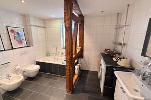 ** Traumhafte 4,5-Zimmerwohnung, hochwertig ausgestattet * Balkon * EBK * Pkw-Stpl. * gute Lage ** – Die vollständige Adresse der Immobilie erhältst du vom Anbieter., 70327 Untertürkheim (Ortsteil), Stuttgart – Vorschaubild 3