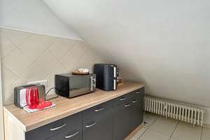 Uni-Nähe: Schöne 3 1/2 ZKB-Wohnung mit Kamin & Loggia, zentral in Saarbrücken-Scheidt – Die vollständige Adresse der Immobilie erhältst du vom Anbieter., 66133 Scheidt, Saarbrücken – Vorschaubild 11