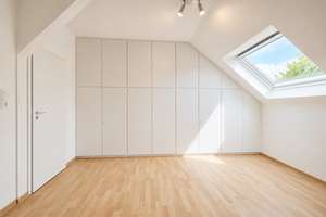 Großzügige Dachgeschosswohnung mit Garten und Weitblick in Bochum-Stiepel – Die vollständige Adresse der Immobilie erhältst du vom Anbieter., 44797 Stiepel, Bochum – Vorschaubild 9