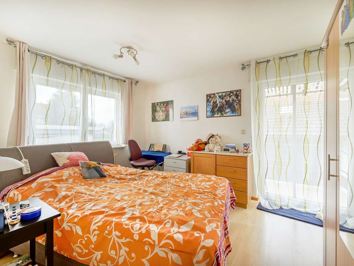 Immobilie in Malsch - Ein Zuhause mit Zukunft: Großzügiges Zweifamilienhaus mit Charme, Scheune und viel Raum zum Leben - Bild 9