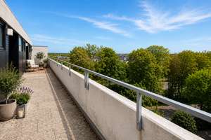 Außergewöhnliche Split-Level-Wohnung auf 4 Ebenen: vollklimatisiert, mit Pool & Dachterrasse – Die vollständige Adresse der Immobilie erhältst du vom Anbieter., 30627 Misburg-Nord, Hannover – Vorschaubild 11