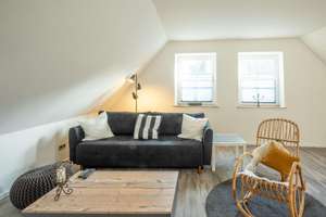 Möblierte 2-Zimmer-Wohnung mit Dachterrasse im Herzen von Husum – Die vollständige Adresse der Immobilie erhältst du vom Anbieter., 25813 Husum – Vorschaubild 3