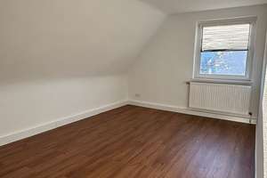 Erstbezug nach Sanierung: freundliche 3-Zimmer-Wohnung mit Einbauküche in Heilbronn – Die vollständige Adresse der Immobilie erhältst du vom Anbieter., 74074 Heilbronn, Heilbronn – Vorschaubild 2