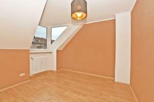 AIGNER - Charmante 3-Zimmer-Wohnung mit Einbauküche und praktischem Abstellraum! – Die vollständige Adresse der Immobilie erhältst du vom Anbieter., 80804 Am Luitpoldpark, München – Vorschaubild 4