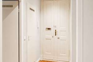 Bezugsfreier Altbau mit Aufzug & Stuck – Die vollständige Adresse der Immobilie erhältst du vom Anbieter., 10627 Charlottenburg, Berlin – Vorschaubild 11