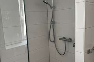 Helle 3 Zimmer Wohnung im 1. OG mit Balkon in Solingen-Gräfrath – Obenflachsberg 109, 42653 Gräfrath, Solingen – Vorschaubild 6
