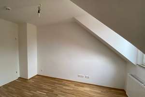 Schöne 4-Zimmer-Maisonettewohnung mit Balkon in Stuttgart Ost – Neuffenstraße 6, 70188 Ostheim, Stuttgart – Vorschaubild 22