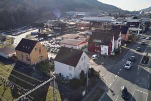 Wohnen mit Komfort: Garten, Terrasse und zwei Garagen – Die vollständige Adresse der Immobilie erhältst du vom Anbieter., 72458 Albstadt – Vorschaubild 26