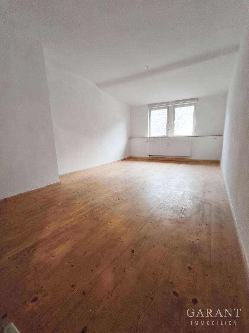 Immobilie in Sulz am Neckar - Viel Platz auf zwei Ebenen: Dachgeschoss-Wohnung mit Studio in Sulz am Neckar - Bild 7