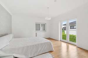 Einzigartige Villa in bester Lage Schenefelds – Pinneberg (Kreis) – Vorschaubild 9