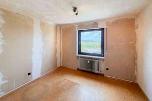 3,5-Zimmer-Wohnung mit Traum-Ausblick, großem Balkon & TG-Stellplatz – Die vollständige Adresse der Immobilie erhältst du vom Anbieter., 97076 Lengfeld, Würzburg – Vorschaubild 6