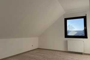 *NEU* LIEBEVOLL GEPFLEGTES EINFAMILIENHAUS IN SEHR GUTER RUHIGER LAGE VOR DEN TOREN VON WIESBADEN! – Wiesbaden – Vorschaubild 13