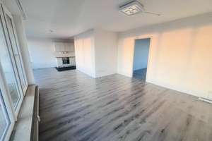 ***NETTE MIETER GESUCHT - TOLLE 2 ZIMMER WOHNUNG MIT GROßER DACHTERRASSE*** – Krefelder Str. 145, 47839 Hüls, Krefeld – Vorschaubild 4