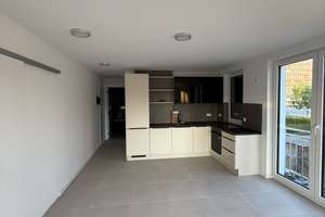 Luxuriöse Smart-Home 2-Zimmer Wohnung in einer Doppelhaushälfte  – Schleißheimer Str. 451, 80933 Lerchenau-Ost, München – Vorschaubild 3