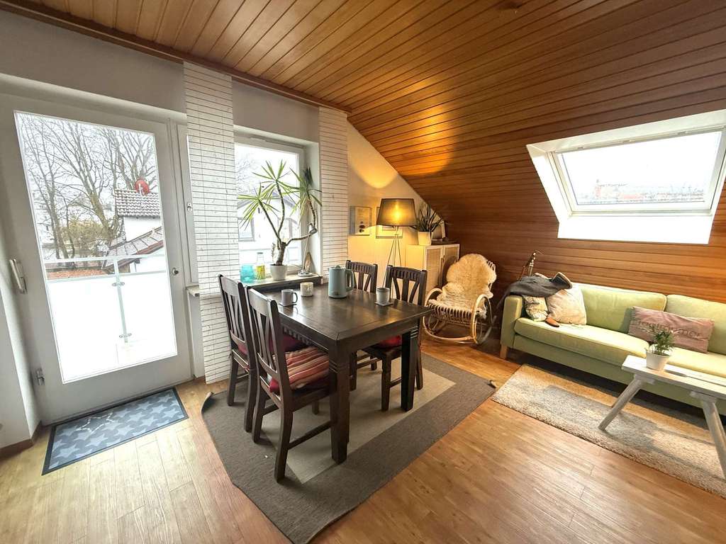 Immobilie in Langenargen - Helle und ruhige 1-2 Zimmer Wohnung in Langenargen – 200m bis zum Seeufer - Bild 0