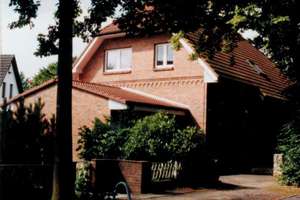 6-Zimmer Einfamilienhaus mit Garage in Hamburg-Schnelsen