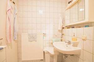 +++ Zwei Balkone inklusive: Vermietete 3-Zimmerwohnung über den Dächern von Dresden Löbtau +++ – Die vollständige Adresse der Immobilie erhältst du vom Anbieter., 1159 Löbtau-Nord, Dresden – Vorschaubild 18