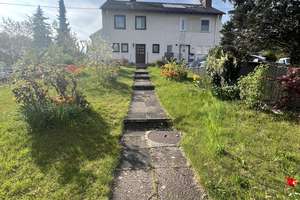 Sanierungsbedürftig, aber WOW! Unter Bodenrichtwert! DHH mit großem Garten in Wiesbaden Kohlheck! – Die vollständige Adresse der Immobilie erhältst du vom Anbieter., 65199 Dotzheim, Wiesbaden – Vorschaubild 4