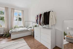 Lichtdurchflutete 4-Zimmer-Altbauwohnung im Herzen von Prenzlauer Berg – Die vollständige Adresse der Immobilie erhältst du vom Anbieter., 10439 Prenzlauer Berg, Berlin – Vorschaubild 9