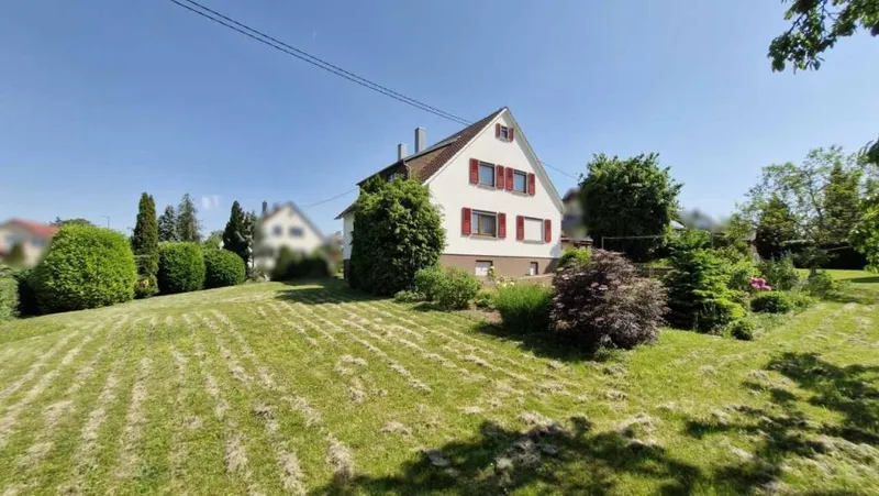 2-unit Zweifamilienhaus – Pliezhausen – Ortsrand/Naturlage