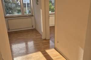 Zentral, ruhig, lichtdurchflutet: 3,5-Zimmer-Wohnung in Heilbronn, Garage, Keller, Nähe Pfühlpark – Schubartstraße 25, 74076 Heilbronn, Heilbronn – Vorschaubild 19