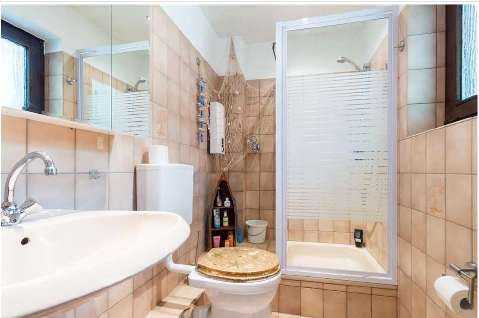 Immobilie in Winterberg - Elkeringhausen: Ferienwohnung mit Balkon, Stellplatz und Nähe zum Skigebiet Winterberg - Bild 2