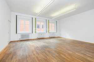 Raum für Ideen – Großzügige Altbauwohnung mit 4 Zimmern im Herzen von Augsburg – Augsburg – Vorschaubild 3