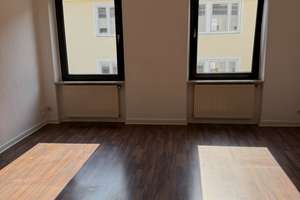 3-Zimmer-Wohnung im Herzen von Koblenz- gepflegt, zentral & sofort bezugsfertig – 56068 Altstadt, Koblenz – Vorschaubild 2