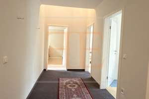 Charakterstarkes Architektenhaus mit Wellnessbereich und Doppelgarage in Hamburg-Volksdorf – Die vollständige Adresse der Immobilie erhältst du vom Anbieter., 22359 Volksdorf, Hamburg – Vorschaubild 17