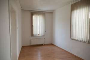 Freundliche 1.5 Zimmer Wohnung mit moderner Küche  – Fürtherstraße 335, 90429 Muggenhof, Nürnberg – Vorschaubild 5