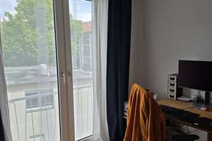 Schöne helle Wohnung in Düsseldorf-Holthausen, 2 Zimmer, Echtholzparkett, Stellplatz möglich