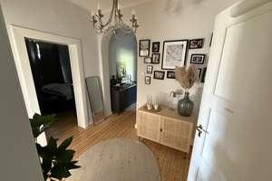Stilvoll sanierte 3-Zimmer-Altbauwohnung mit Loggia im Herzen von Köln-Klettenberg – Ölbergstraße 10, 50939 Klettenberg, Köln – Vorschaubild 4