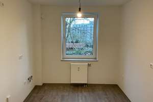 Geräumige 3-Zimmer-Wohnung mit Terrasse in zentraler Lage! – Steubenstr. 11E, 33609 Mitte, Bielefeld – Vorschaubild 4