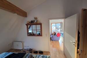 Lebendiges München: Helle 2-Zimmer-Wohnung mit Balkon – Schönseer Straße 3, 81549 Südgiesing, München – Vorschaubild 3