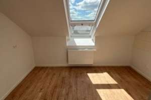 4-Zimmer Dachgeschosswohnung in Pforzheim Nordstadt – Kronprinzenstraße 16, 75177 Nordstadt, Pforzheim – Vorschaubild 9