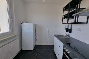 Ankommen und Wohlfühlen ! Ihre kleine Wohlfühloase im Erdgeschoss mit Balkon und Einbauküche