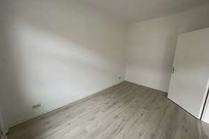 Gemütliche 2-Zimmer-Wohnung mit Balkon sucht Nachmieter! – Otto-Richter-Straße 12b, 39116 Sudenburg, Magdeburg – Vorschaubild 4