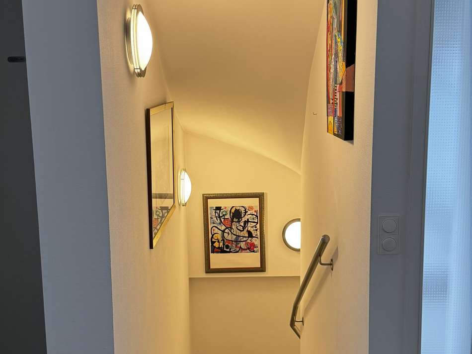 Treppe 1 Etage in den Keller