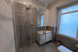 Kernsanierter Altbau mit eigenem Garten – Die vollständige Adresse der Immobilie erhältst du vom Anbieter., 60385 Bornheim, Frankfurt am Main – Vorschaubild 9